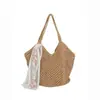 Bolsa de palha tecida para mulheres, grande capacidade, nova coleção primavera/verão 2026, design casual versátil, padrão vazado, bolsa de ombro, perfeita para férias na praia