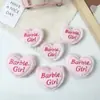 Dulce Felpa Muñeca Barbie Amor Accesorios Broche DIY Accesorios para el Cabello Ropa Bolsa Zapatos y Calcetines Regalos de Acompañamiento Decoración