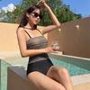2024ins Estilo Japonés y Coreano Nuevo Traje de Baño de Mujer Bandeau Simple a Rayas Cintura Alta Push-up Slim con Abertura Caliente para Aguas Termales
