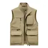 Chaqueta sin mangas casual para hombre, estilo nuevo de primavera y otoño, chaleco de trabajo holgado para exteriores para hombre con múltiples bolsillos, estilo delgado