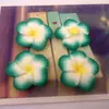 30mm Flor de Argila Macia Flor Plumeria Acessórios de Joia Fábrica Artesanal DIY Brincos de Viagem de Verão Colar Pingente Material