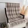 Bufanda Chal Cálido Estilo Coreano Cuadros Príncipe de Gales Otoño e Invierno para Viajar, Bufanda Versátil de Borlas para Pareja Falso Cachemir