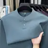 Camiseta de manga larga para primavera y otoño para papás de mediana edad, sudadera nueva de color liso con cuello alto, camiseta básica casual para hombre