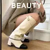 Botas Largas de Cadena Estilo Pequeño Chanel 2026 Invierno Nuevas de Piel de Vaca Tacón Grueso Botas para Pierna de Pantalón Bloque de Color Botas de Caña Alta con Forro de Terciopelo