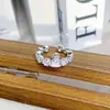 [Miel de Diamante Dulce] Anillo Abierto Rosa Dulce Femenino Completo de Circonita Diamante Mariposa Exquisito Anillo de Alta Gama