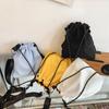 Bolsa Crossbody Masculina Estilo Japonês Ins Sports Casual Bolsa de Balde com Cordão Bolsa de Ombro Simples para Todos os Fósforos Nylon Mochila Pequena para Mulheres