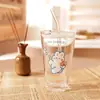 Taza de vidrio con pajita, taza de agua con estampado de fresas de dibujos animados para niñas, taza de jugo para el hogar con tapa