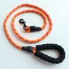 Fabricantes de suministros para mascotas al por mayor cuerda de tracción para perro mascota con mango de EVA alambre reflectante extendida 1.5 metros protector de mano cuerda para perro
