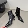 Elegantes botas de moda de tacón de aguja para mujer, nuevo estilo otoño e invierno 2026, botas sexys de punta fina de tacón medio hasta la pantorrilla, botines Chelsea para mujer