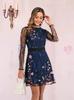 Vestido Hecho a Medida para Pedidos Pequeños, Nuevo Vestido Bordado Hueco de Manga Larga para Principios de Primavera 2025, Vestido Vintage Sexy de Encaje Corte A