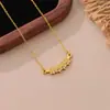 Collar con Colgante de Remache Geométrico para Mujer, Diseño Simple y Único Microincrustado, Elegante y Versátil, Nueva Cadena para Clavícula 2025