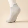 Calcetines de Yoga para Mujer Primavera y Verano Delgados Transpirables Malla Deportivos Silicona Antideslizantes Fitness Interior Pilates Calcetines para Pies