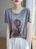 Camiseta de Tricô Curta com Gola Redonda Estilo Chinês, Nova Coleção Verão 2026 para Mulheres com Estampa de Atriz, Blusa Básica Pulôver Solta