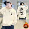 Camiseta de Manga Longa com Veludo Plus Size para Meninos Estilo College Pulôver Roupa de Outono para Crianças 2026 Novo Estilo Moletom para Crianças Maiores