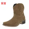 2026 Estoque Novo Outono/Inverno Novidades Calçados Femininos wish Estação Independente da Amazon Tamanho Grande Bordado Bico Fino Botas de Couro Femininas