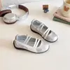2026 Novos Sapatos de Couro com Solado Macio Estilo Coreano para Meninas Sapatos de Princesa para Primavera/Outono Sapatos Individuais de Boca Rasa para Crianças Sapatos de Performance para Bebês