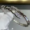 Pulsera Hueso de Serpiente Completamente de Diamantes Baojia, Chapada en Oro V con Oro Rosa de 18K, Pulsera Estrecha en Forma de Serpiente con Diamantes a la Mitad, Lujo de Gama Alta Completamente de Diamantes
