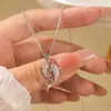 Collar Doble de Delfín Más Vendido Japonés y Coreano para Mujer, Exquisita Cadena para Clavícula con Perlas Microincrustadas, Lujo Único y Accesible, Joyería de Alta Gama y Versátil