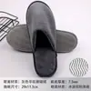 Pantuflas desechables de algodón y lino con base antideslizante para hotel Artículos de tocador desechables para hotel Personalización de pantuflas desechables para casa de huéspedes