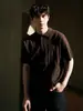 Camisa Polo de Verão Masculina Manga Curta Estilo Hipster Camiseta de Tricô Canelado Manga Meia-Manga Estilo Old Money Americano