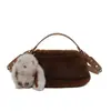 Bolso exquisito y lindo, bolso peludo para mujer, nuevo estilo otoño/invierno 2026, bolso de hombro de moda, bolso cruzado moderno
