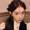 Estilo Idéntico de Zhang Jiani Jiang Xi Zhenduo Cáñamo Gris Pendientes de Perla Princesa Diana Shijia Pendientes de Mujer 2025 Nuevo Estilo Caliente