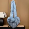 Bolso Transversal Retro con Forma de Corazón de Felpa Europeo y Americano con Cierre Magnético Suave, Versátil para Uso Diario, Bolso de Mujer de Piel Sintética de Mapache