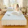 Novo Modelo 2026 Saia de Cama Acolchoada de Algodão Amassado com Borda de Renda, Saia de Cama de Gaze de Camada Dupla e Lençol de Elástico Dois em Um