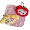 Cadena de Peluche de Manzana Kitty Dibujos Animados Llavero de Dibujos Animados Pareja Estudiante Juguete de Comida Regalo Personalizado Colgante para Mochila
