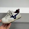 Zapatillas casuales nuevas de colores elegantes para niños, nueva versión coreana otoño 2026, zapatillas de correr clásicas versátiles para niños y niñas