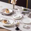 Juego de Vajilla de Cerámica Blanco Puro de Jingdezhen Lujo Accesible Europeo Normcore Combinación de Plato y Plato Juego Completo Caja de Regalo Porcelana de Alta Temperatura