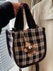 Bolsos de Mujer de Moda Este Año 2026 Nueva Moda Bolso Pequeño Cruzado de un Solo Hombro Bolso de Mano con Hombro Versátil Retro Ins para Mujer