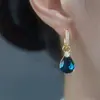 Nuevos pendientes de cristal azul con forma de gota de agua para verano pendientes de diseño nicho pendientes de temperamento joyería al por mayor