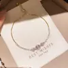 Pulsera de circonita similar a la de Xiaohongshu, pulsera de estilo ins de alta gama con forma de diamante, lujo ligero, moderna y versátil, al por mayor para mujeres