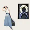 Lenço de Seda Azul Marinho Vintage Estilo Old Money para Mulheres, Combinado com Saias, Lenço Triangular, Cinto, Acessório de Cintura Elegante e Versátil