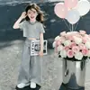 Traje Deportivo de Verano para Niñas 2026 Nuevo Estilo Moda Infantil Camiseta de Manga Corta Conjunto de Dos Piezas de Verano Súper Elegante