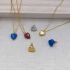 Colar Versátil para o Dia a Dia com Pingente de Coração Irregular Martelado em Textura Rústica Estilo Francês Cobre Dourado Esmalte Vitrificado