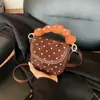 Linda Mochila Pequeña de Lunares para Mujer 2025 Nuevo Estilo Otoño e Invierno Mini Bolso para Labial Bolso Retro de Hombro Cruzado
