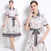 2025 Moda Verão Europeia e Americana Feminina Amazon Cross-Border Vestido Estampado Versátil com Cinto para Marcar a Cintura