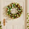 1 Pieza Corona de Flores Artificiales de Mini Margarita de Granja Rural y Hojas de Eucalipto de Colores con Flores de Floración Todo el Año en la Galería Frontal, Colgante de Pared Interior, Decoración del Hogar, Bodas Fiestas Primavera/Verano Otoño/Invierno Decoración Exterior