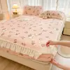 Capa de Cama de Lã de Leite de Inverno 2026 Novo Protetor de Colchão de Cobertura Total Peça Única Conjunto de Roupa de Cama Espesso com Veludo Conjunto de Três Peças