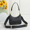 Bolso de Hombro Nuevo de Media Luna Europeo y Americano Bolso de Mano Popular Bolso Cruzado de Hombro de Moda de Alto Valor Tendencia Bolso para Mujer de Comercio Exterior