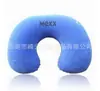 Los fabricantes producen varios colores de almohada de PVC inflable con flocado, almohada inflable, almohada de aviación, juego de tres piezas para viajar
