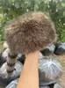 Chapéus Russos de Outono e Inverno para Mulheres, Chapéus de Topo Plano, Chapéus de Pelo de Guaxinim, Chapéus Quentes de Orelha de Pele Falsa Europeus e Americanos, Chapéus Bucket