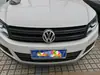 Adecuado para Tiguan 13-17 parachoques de red modificado calcomanía de coche de fibra de carbono calcomanía de decoración de carrocería