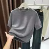 Camiseta feminina de malha fina com manga curta, novo modelo outono 2026, gola redonda, fina, top base amigável à pele