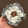 Scrunchies da moda e casuais para outono/inverno, elásticos de cabelo estilo coreano para coques, nova coleção 2026, elásticos de cabelo oversized com um visual sofisticado para mulheres