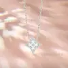 Collar Radiante Plata Luz Serie Mismo Estilo para Mujer, Cadena Clavícula Versátil Nicho Lujo Ligero Estilo Ins