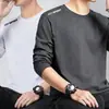 [Compra uno y llévate otro gratis] Camiseta de manga larga fina de otoño para hombre, elástica, corte holgado, informal moderna con cuello redondo, camiseta básica