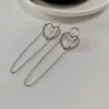 Brincos de Amor Vazados Femininos Nova Moda Celebridade da Internet Design de Nicho Elegantes Tarraxas Brincos de Moda Personalizados